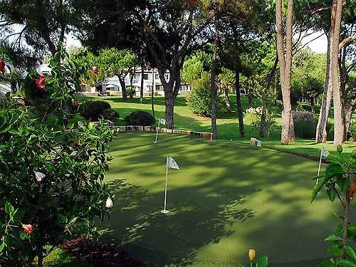 Four Seasons Country Club Hotel Quinta do Lago 4*,